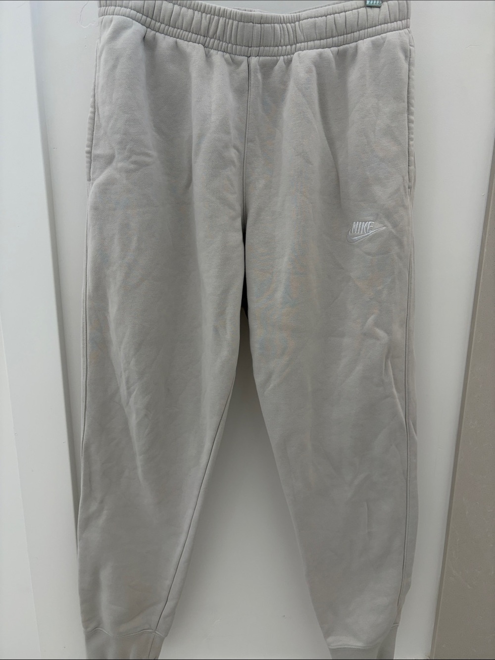 Nike Men's Beige Fleece Joggers with Embroidered Logo. Drawstring w/pockets.GUC
